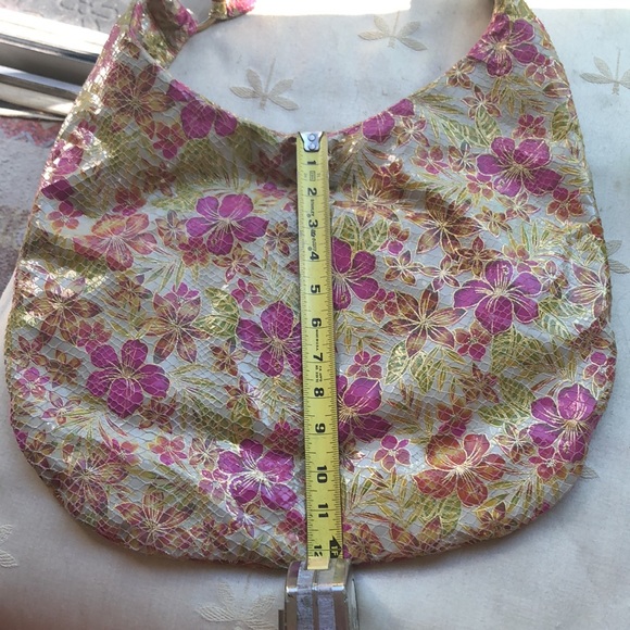 Hobo Python Shimmer Hibiscus - Picture 9 of 10